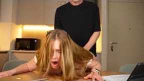 Portrait Video Nanny Canon EosR5 + RF85 f1.2L DS....ja...